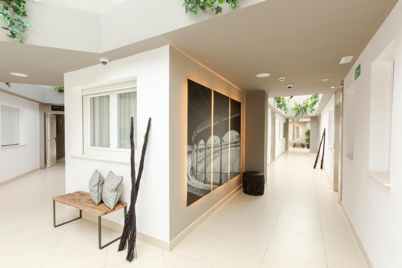 Apartamentos Martalia Arenal Ronda Exterior foto